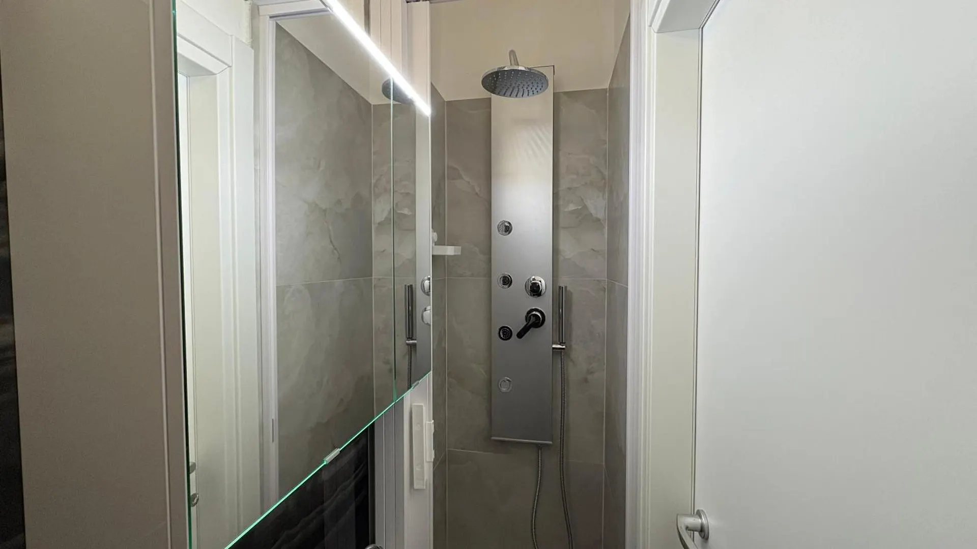 Modern Apartment Soggiorno Giovanni Dalle Bande Nere Florence